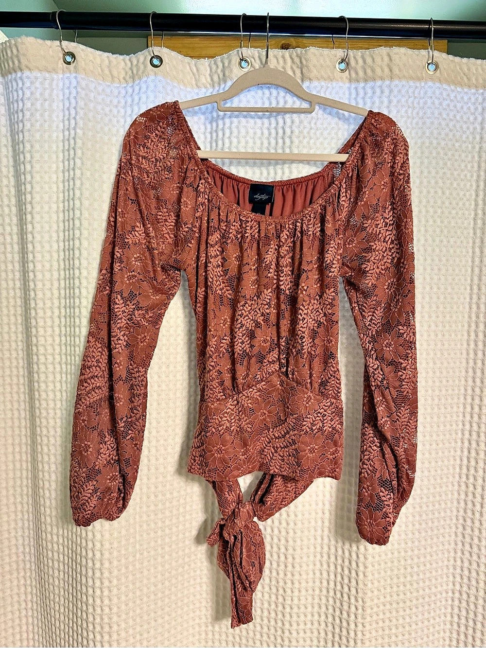 Daytrip Floral Long Sleeve Tie-Front Blouse Mauve Medium